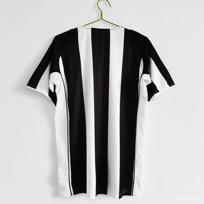 Maillot domicile Juventus FC 2004-2005 – Élégance Bianconera
