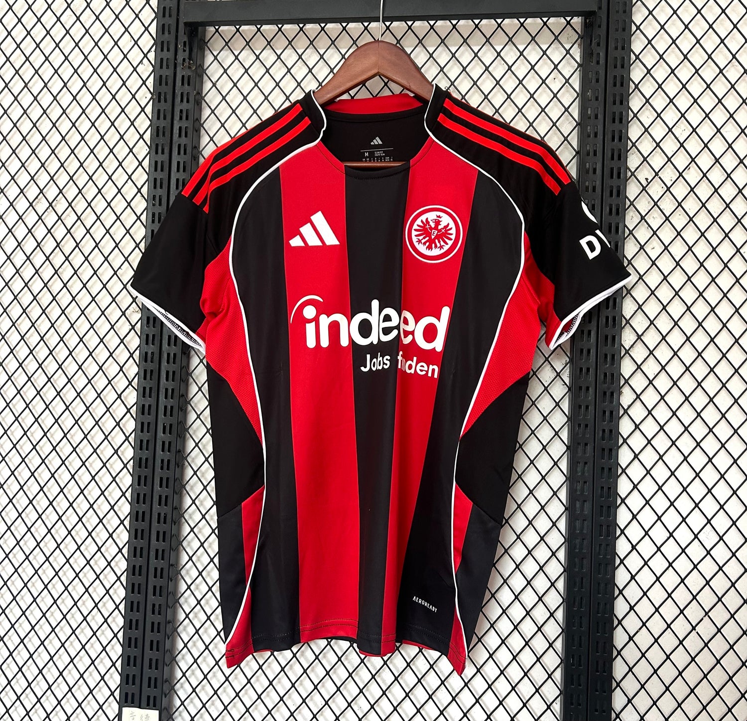 Eintracht Frankfurt Heimtrikot 2025/2026 ⚫🔴