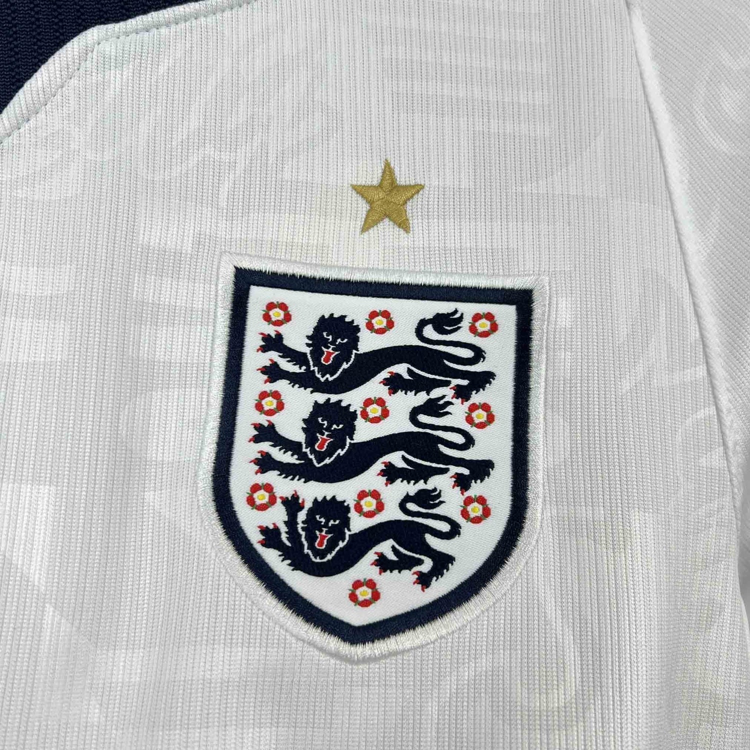 Maillot Angleterre Domicile 2025/2026 ⚪🔴